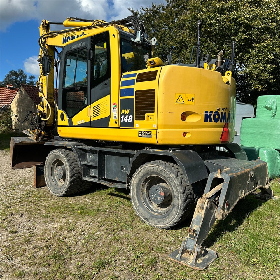 Komatsu PW148-11 - Wheel excavator: picture 4 Komatsu PW148-11 - Wheel excavator: picture 4