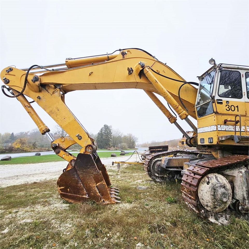 Crawler excavator Liebherr R984: picture 20
