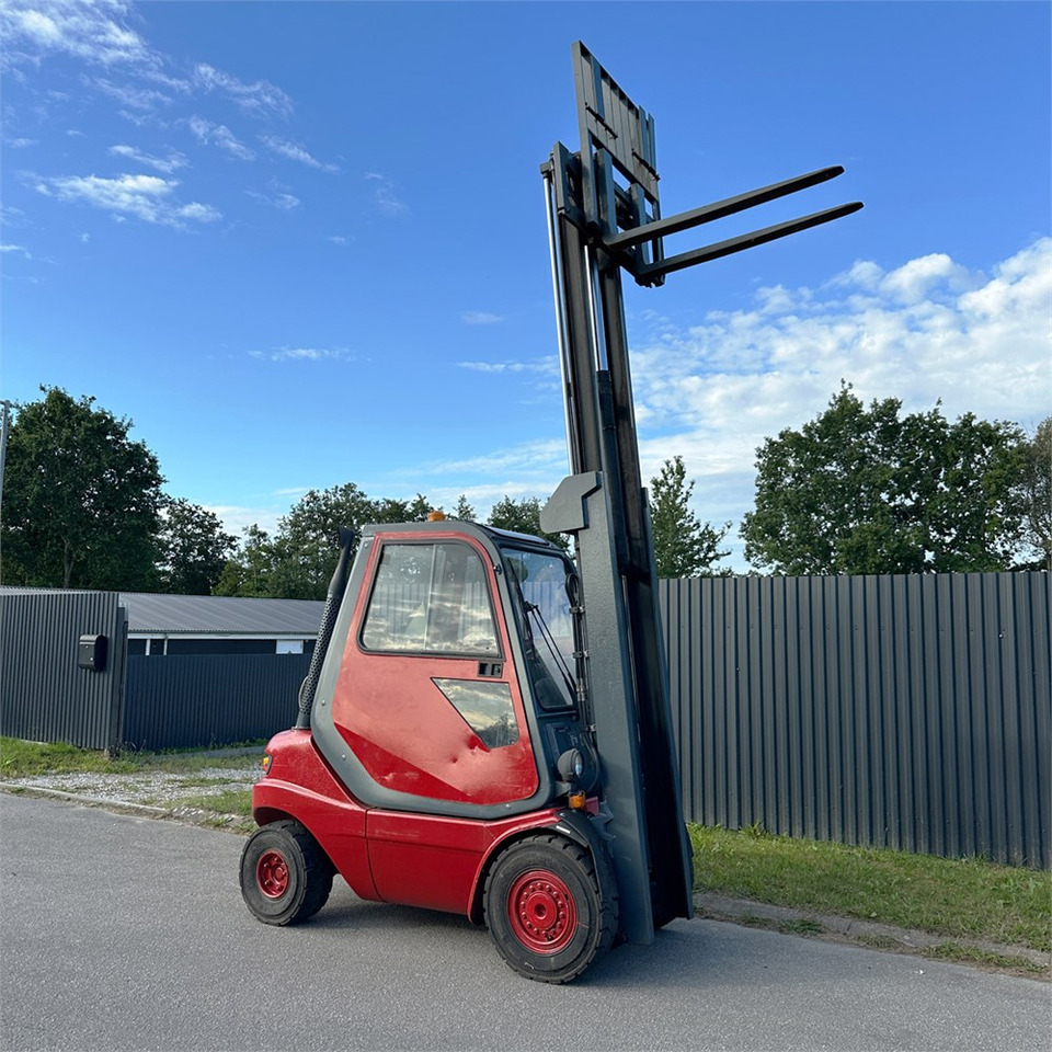 Forklift Linde H25T-03: picture 10