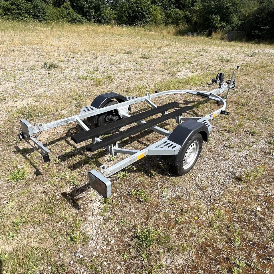 Lorries PP75 - Boat trailer: picture 5 Lorries PP75 - Boat trailer: picture 5