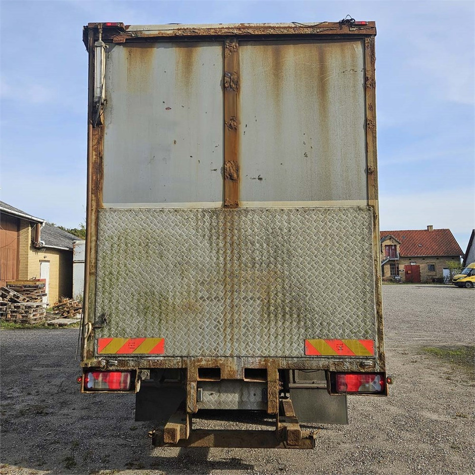 MAN Tg a 26.350 - Box truck: picture 5 MAN Tg a 26.350 - Box truck: picture 5