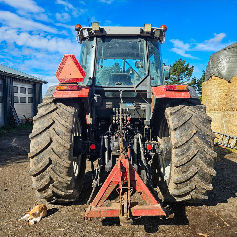 Massey Ferguson 4270 - Farm tractor: picture 4 Massey Ferguson 4270 - Farm tractor: picture 4
