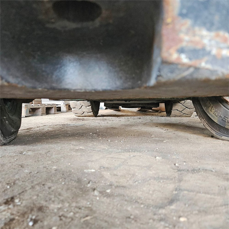 Leasing of Mitsubishi FG35N Mitsubishi FG35N: picture 36