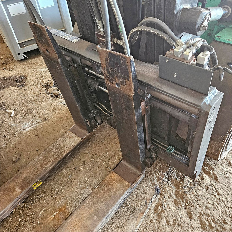 Leasing of Mitsubishi FG35N Mitsubishi FG35N: picture 18