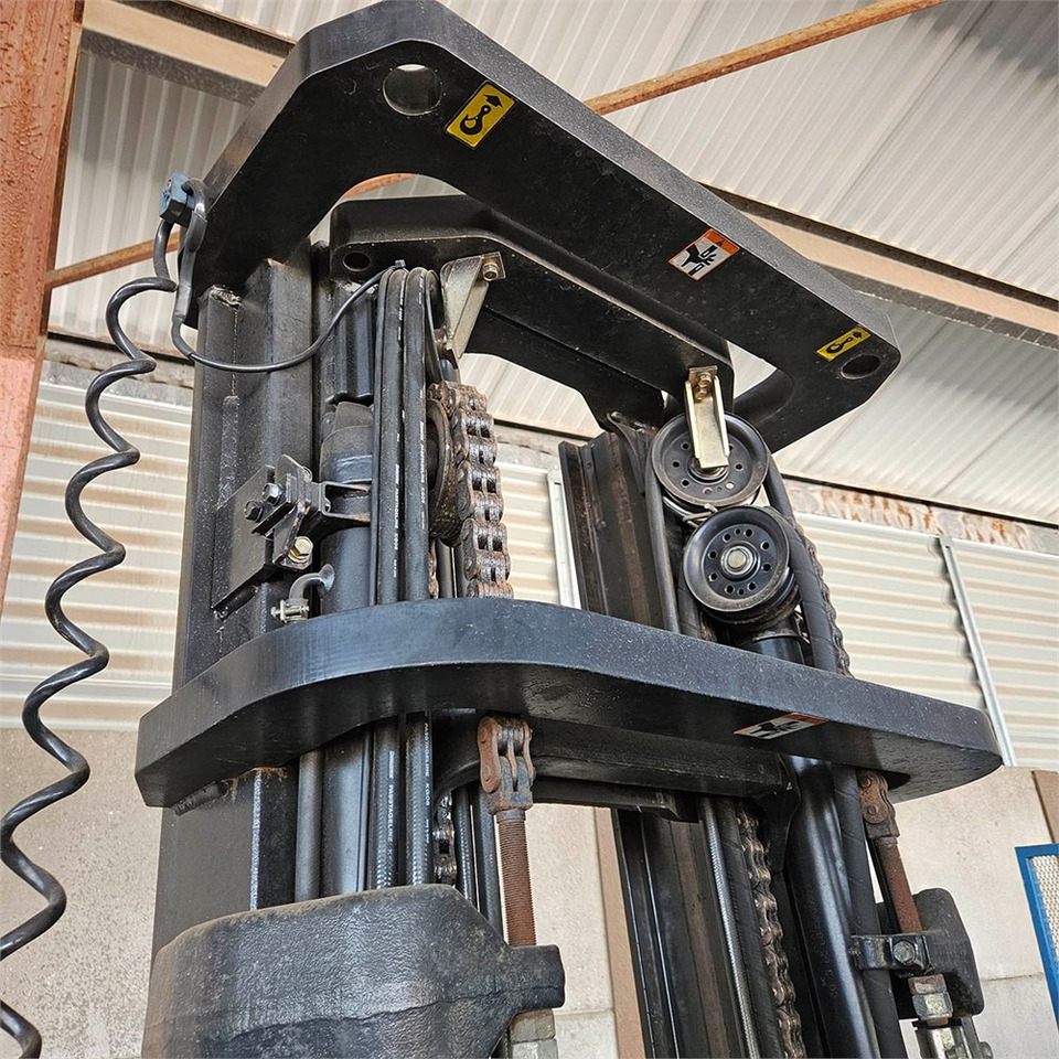 Leasing of Mitsubishi FG35N Mitsubishi FG35N: picture 24