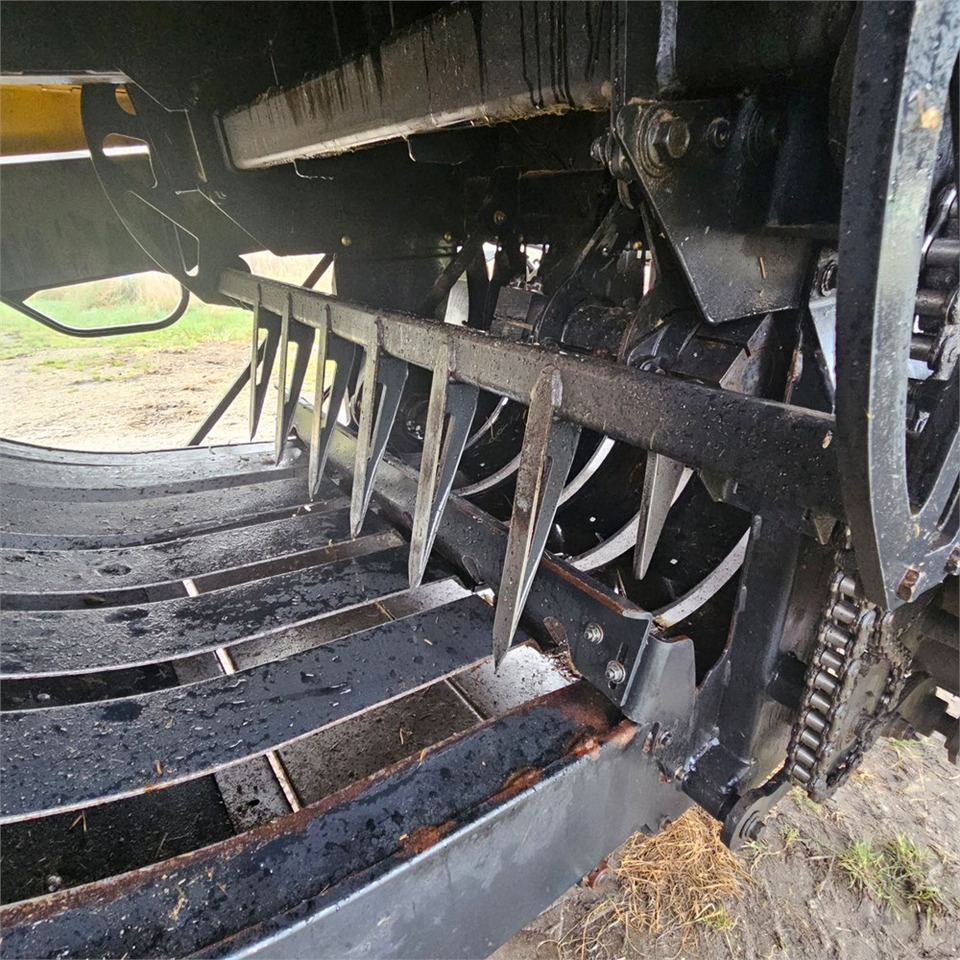 Leasing of New Holland BB9090 New Holland BB9090: picture 31 Leasing of New Holland BB9090 New Holland BB9090: picture 31