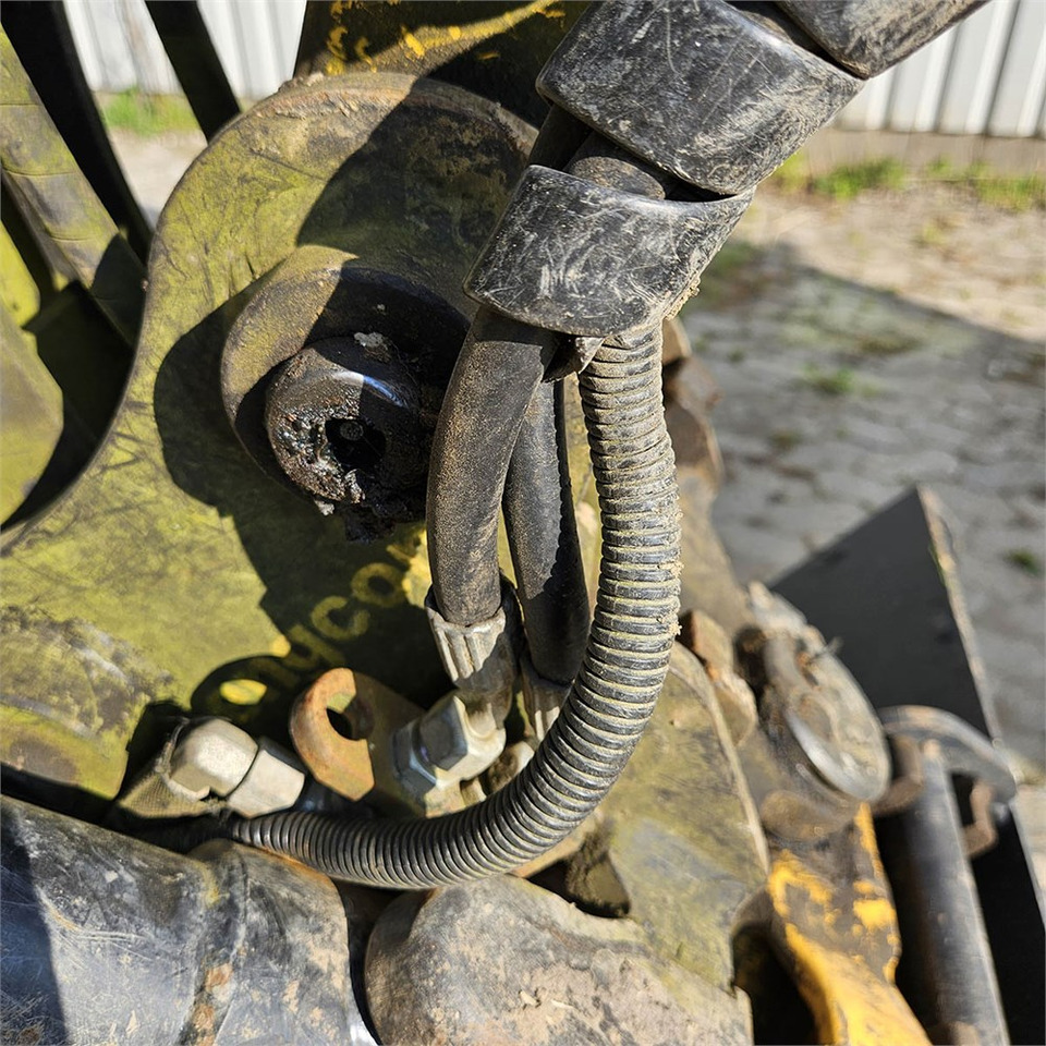 Mini excavator New Holland E26C: picture 30