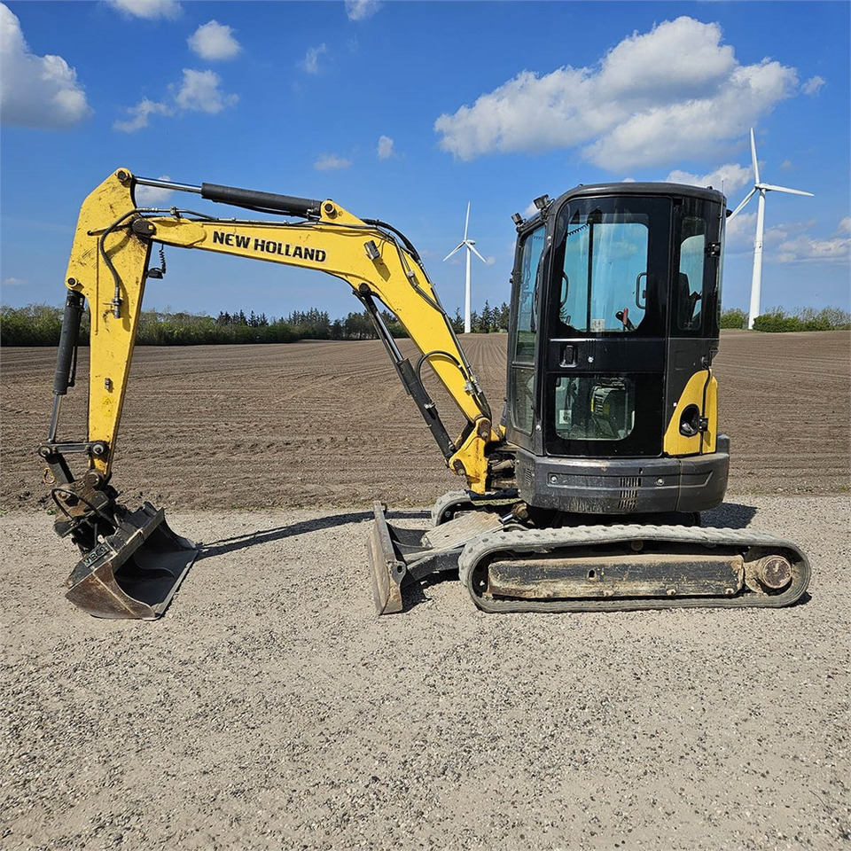 New Holland E39 B - Mini excavator: picture 1 New Holland E39 B - Mini excavator: picture 1