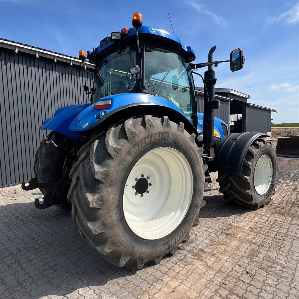 New Holland T6050 - Farm tractor: picture 4 New Holland T6050 - Farm tractor: picture 4