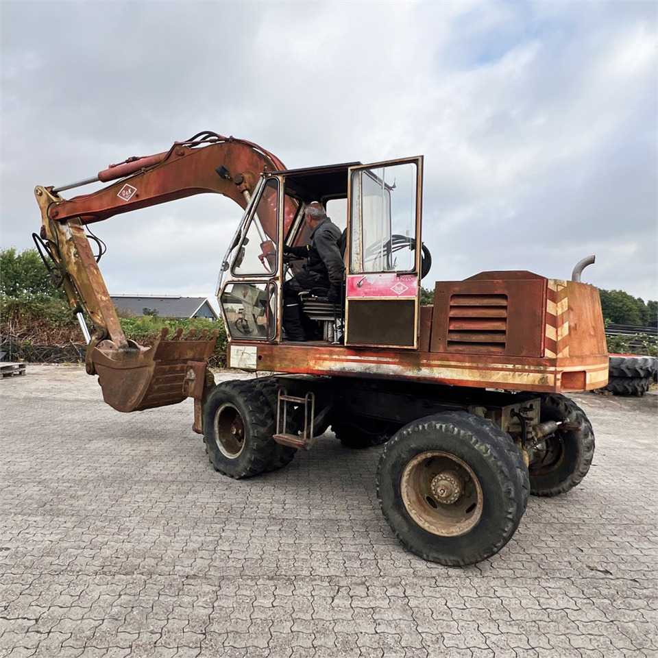 O&K MH4 FA2 - Wheel excavator: picture 3 O&K MH4 FA2 - Wheel excavator: picture 3