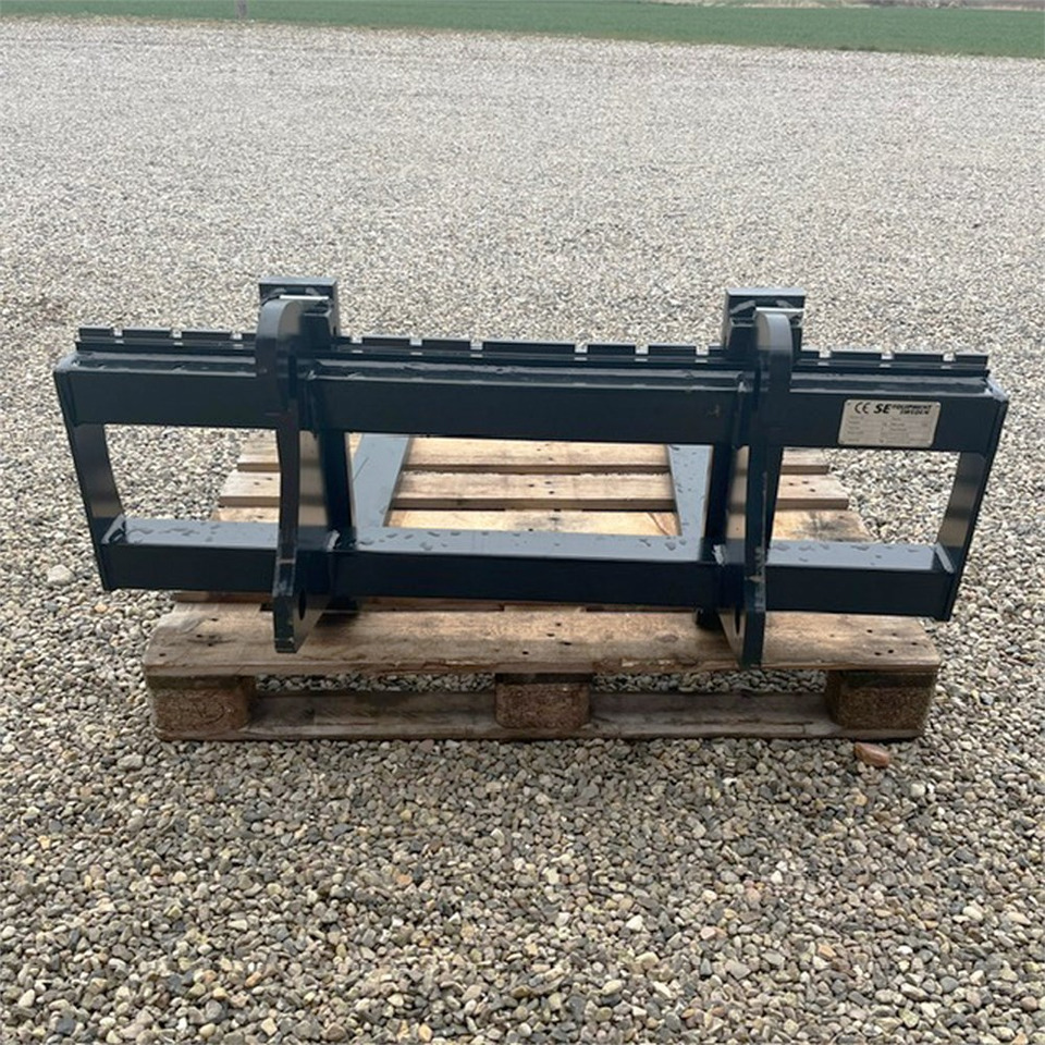 SE Equipment Giant - Forks for Construction machinery: picture 4 SE Equipment Giant - Forks for Construction machinery: picture 4