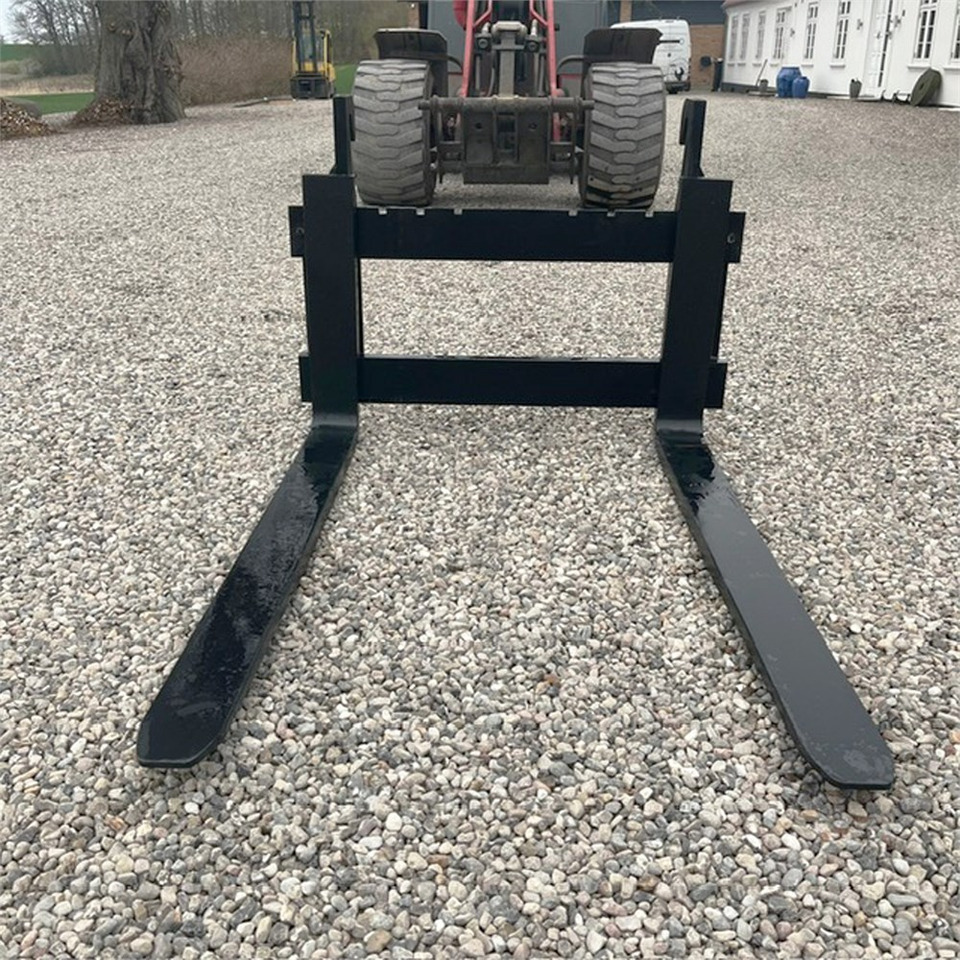 SE Equipment Weidemann - Forks for Construction machinery: picture 2 SE Equipment Weidemann - Forks for Construction machinery: picture 2