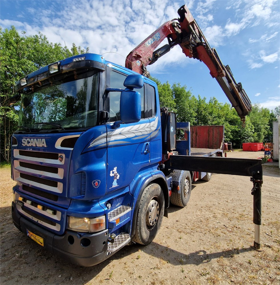 Scania R480 - Car transporter truck, Crane truck: picture 4 Scania R480 - Car transporter truck, Crane truck: picture 4