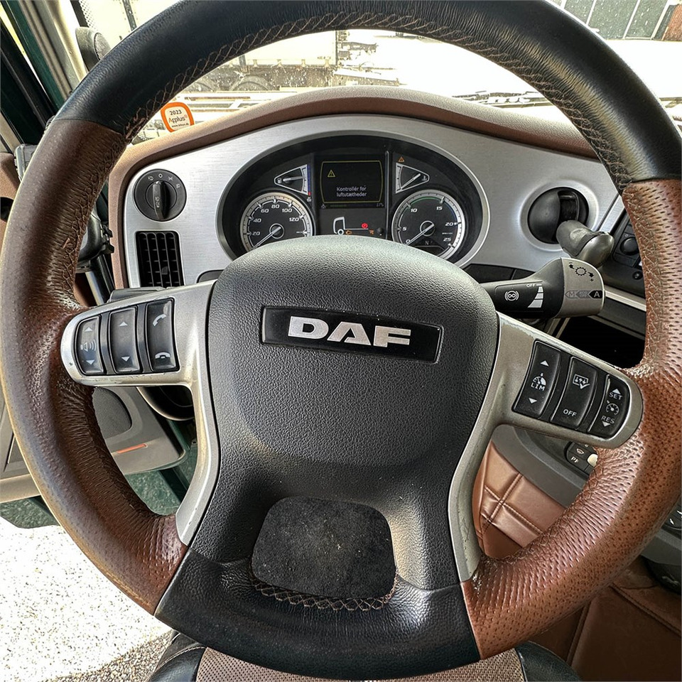 Tractor unit DAF XF-Serien FTR: picture 15