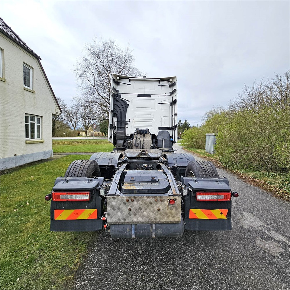 Renault T High 520 DTIM - Tractor unit: picture 4 Renault T High 520 DTIM - Tractor unit: picture 4