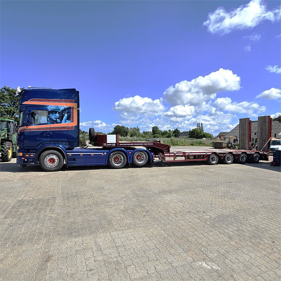 Scania PGR 560 - Tractor unit: picture 1 Scania PGR 560 - Tractor unit: picture 1