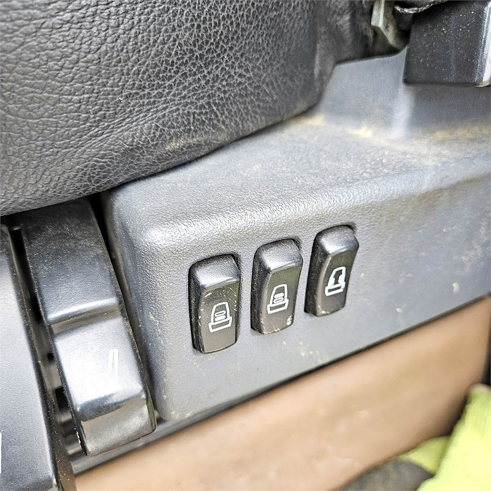 Tractor unit Scania R560: picture 13 Tractor unit Scania R560: picture 13