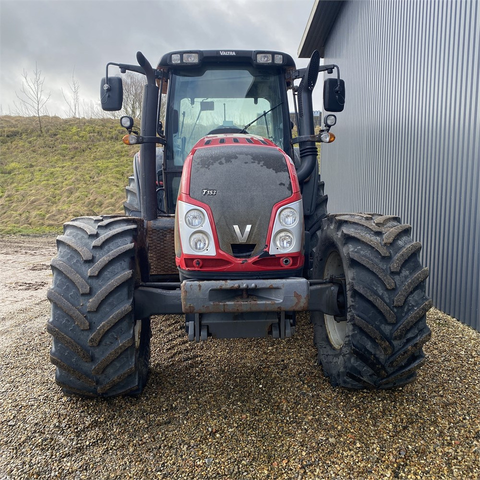 Valtra T 153 - Farm tractor: picture 4 Valtra T 153 - Farm tractor: picture 4