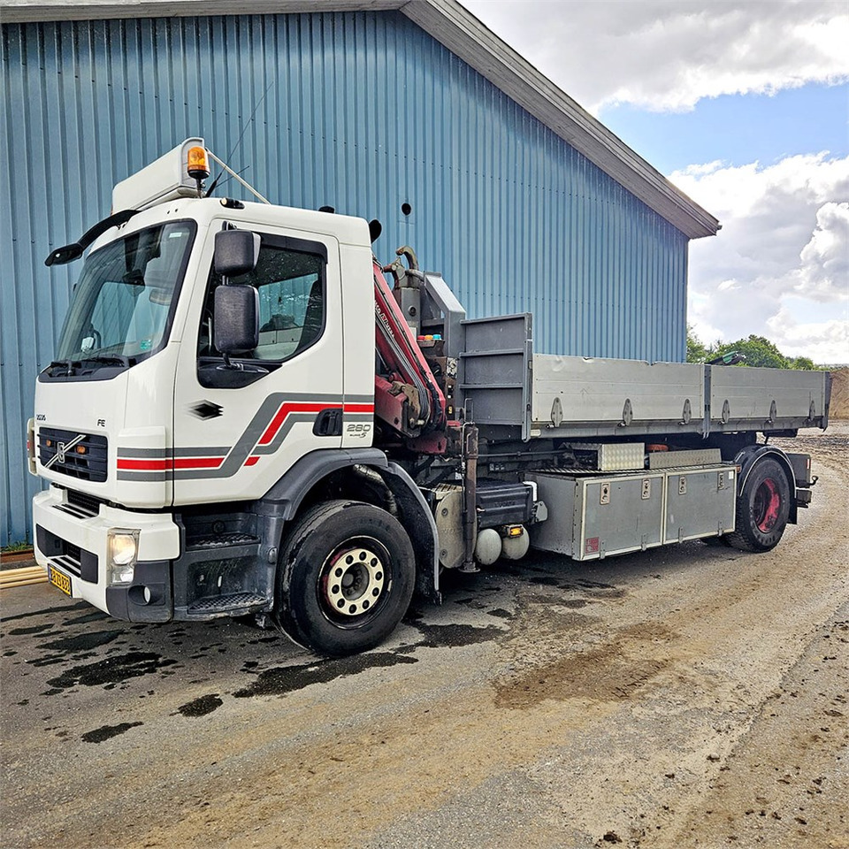 Volvo 280 FE - Hook lift truck, Crane truck: picture 1 Volvo 280 FE - Hook lift truck, Crane truck: picture 1