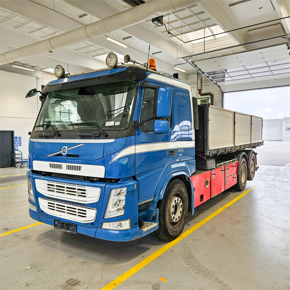Volvo FM450 - Dropside/ Flatbed truck: picture 1 Volvo FM450 - Dropside/ Flatbed truck: picture 1