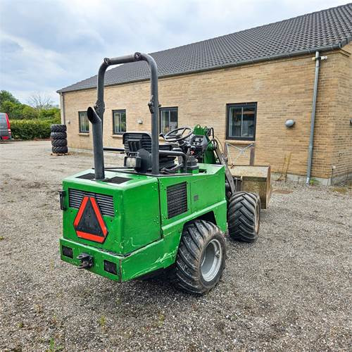 Volvo ZL302C - Wheel loader: picture 4 Volvo ZL302C - Wheel loader: picture 4