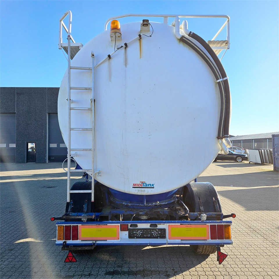 Welgro 97WSL43-32 Food tank 58m3 - Tanker semi-trailer: picture 4 Welgro 97WSL43-32 Food tank 58m3 - Tanker semi-trailer: picture 4
