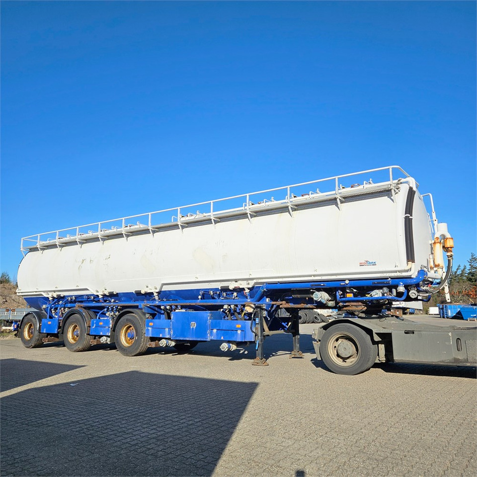 Welgro 97WSL43-32 Food tank 58m3 - Tanker semi-trailer: picture 1 Welgro 97WSL43-32 Food tank 58m3 - Tanker semi-trailer: picture 1