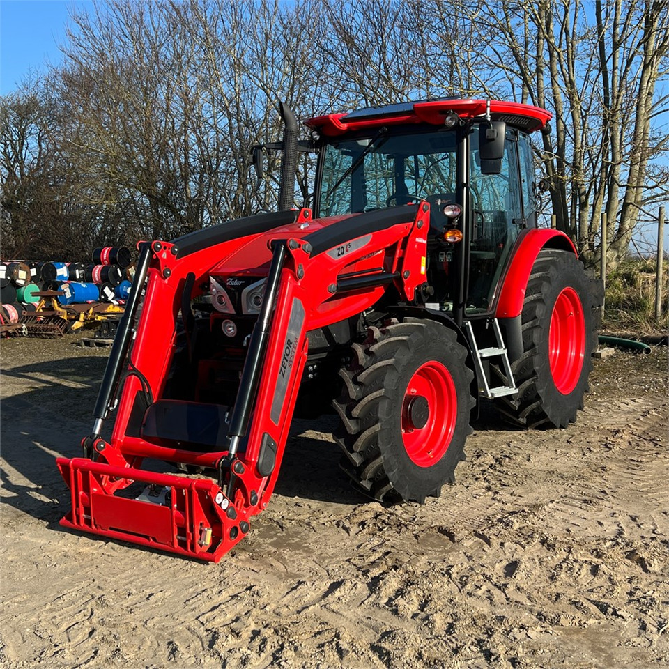 Zetor Promixa HS100 - Farm tractor: picture 2 Zetor Promixa HS100 - Farm tractor: picture 2