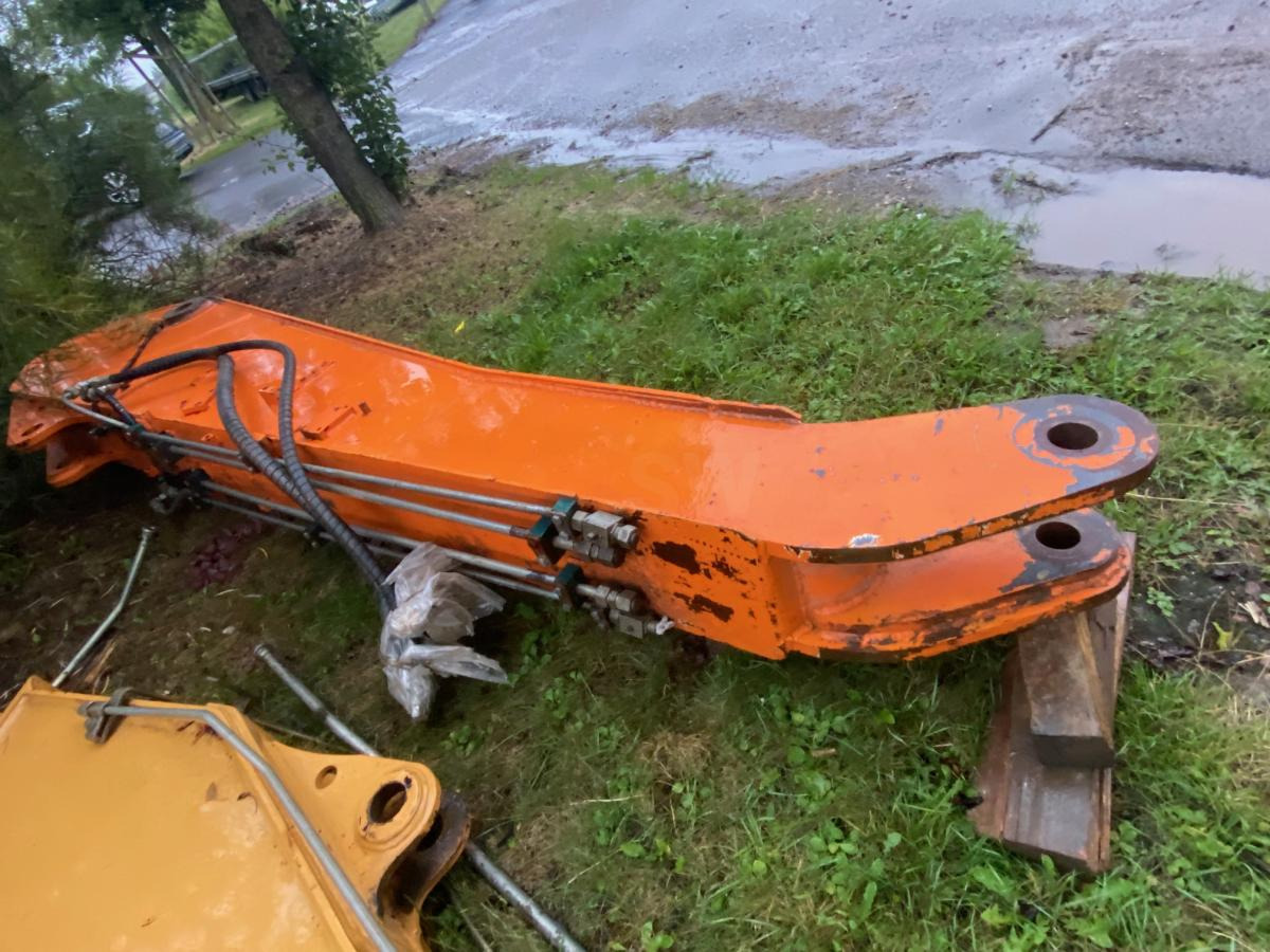 CASE ET DOOSAN BALANCIERS 2M70 & 3M - Boom: picture 4 CASE ET DOOSAN BALANCIERS 2M70 & 3M - Boom: picture 4