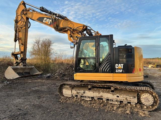 Caterpillar 325 FLCR - Crawler excavator: picture 1 Caterpillar 325 FLCR - Crawler excavator: picture 1