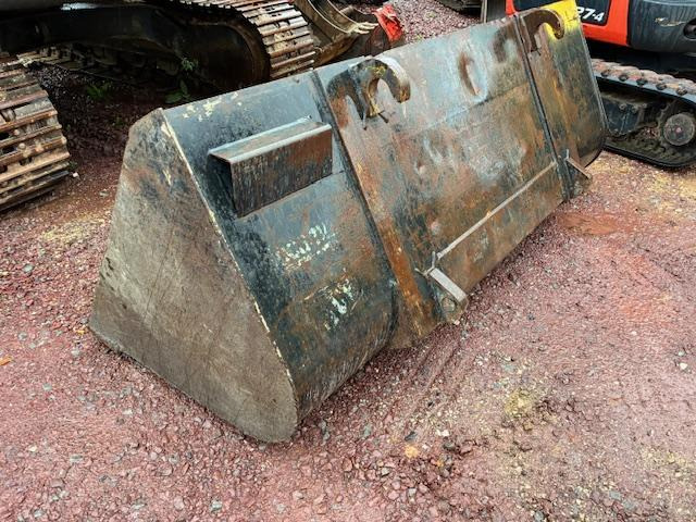 JCB TELESCOPIQUE 2M20 - Loader bucket: picture 3 JCB TELESCOPIQUE 2M20 - Loader bucket: picture 3