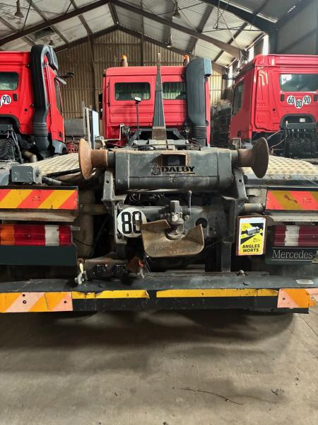 Mercedes 6X4 ACTROS 3341 - Hook lift truck: picture 4 Mercedes 6X4 ACTROS 3341 - Hook lift truck: picture 4