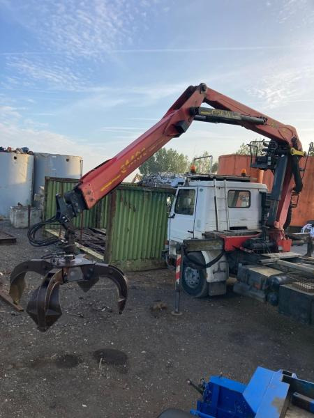 Palfinger EPSILON 140Z - Mobile crane: picture 1 Palfinger EPSILON 140Z - Mobile crane: picture 1