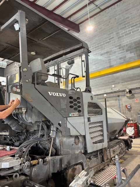 Volvo P6820C - Asphalt paver: picture 4 Volvo P6820C - Asphalt paver: picture 4