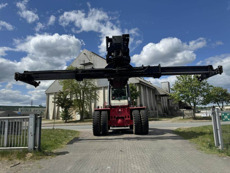 CVS Ferrari F479.5 - Reach stacker: picture 5 CVS Ferrari F479.5 - Reach stacker: picture 5