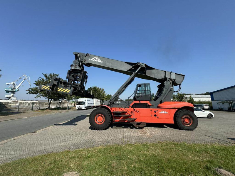 Linde C4234TL - Reach stacker: picture 2 Linde C4234TL - Reach stacker: picture 2