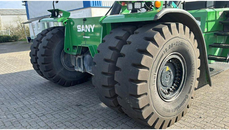Sany SRSC4531G - Reach stacker: picture 5 Sany SRSC4531G - Reach stacker: picture 5