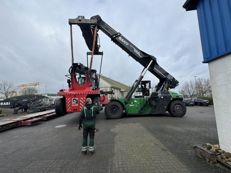 Sany SRSC4531G - Reach stacker: picture 1 Sany SRSC4531G - Reach stacker: picture 1