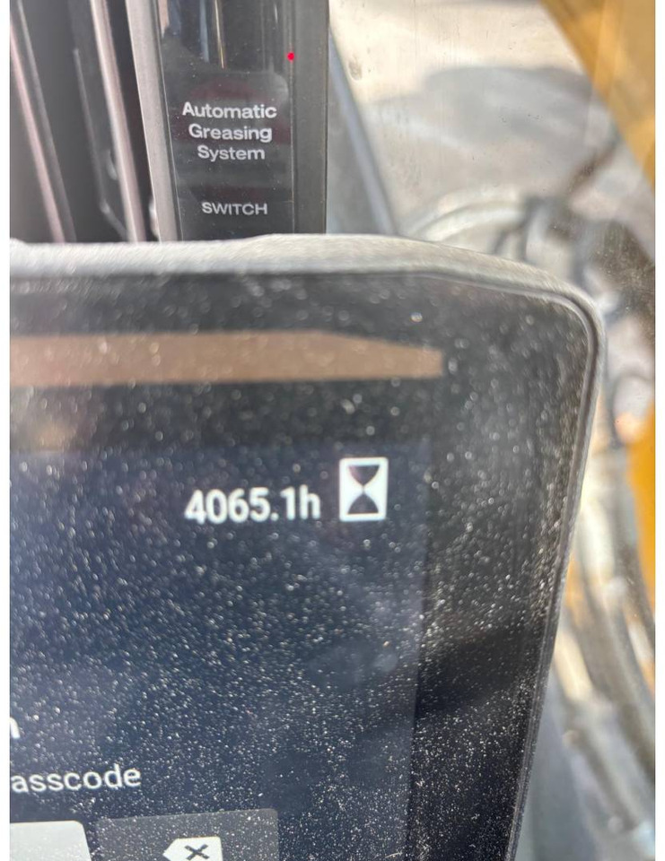 CAT 315 - Crawler excavator: picture 5 CAT 315 - Crawler excavator: picture 5