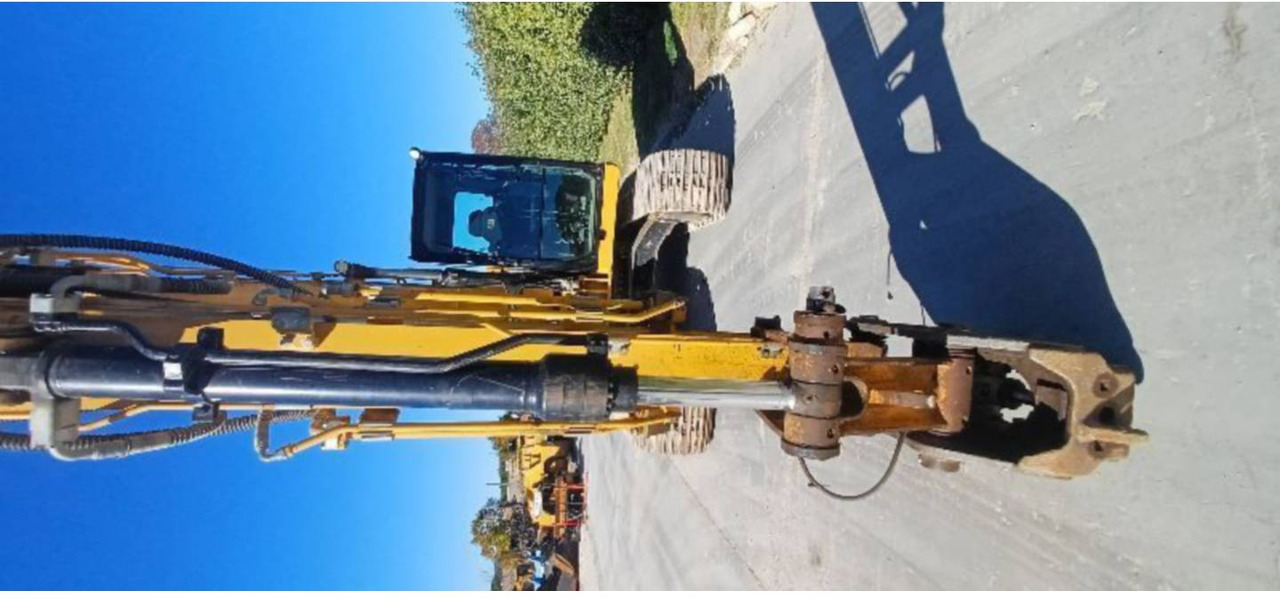 Crawler excavator CAT 315 GC: picture 12