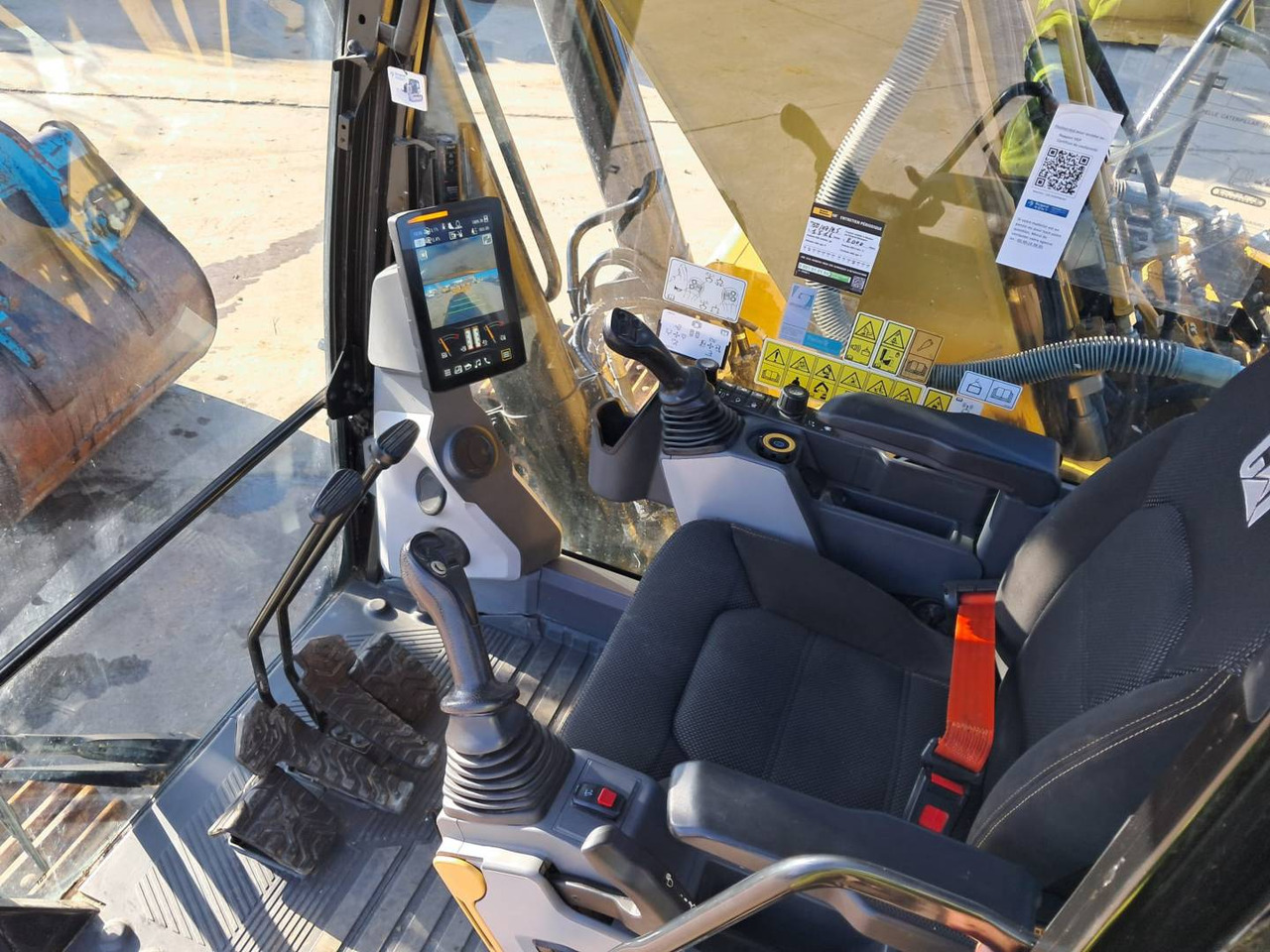 CAT 326 - Crawler excavator: picture 4 CAT 326 - Crawler excavator: picture 4