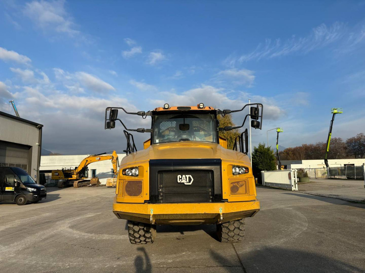 CAT 730 - Articulated dump truck: picture 1 CAT 730 - Articulated dump truck: picture 1