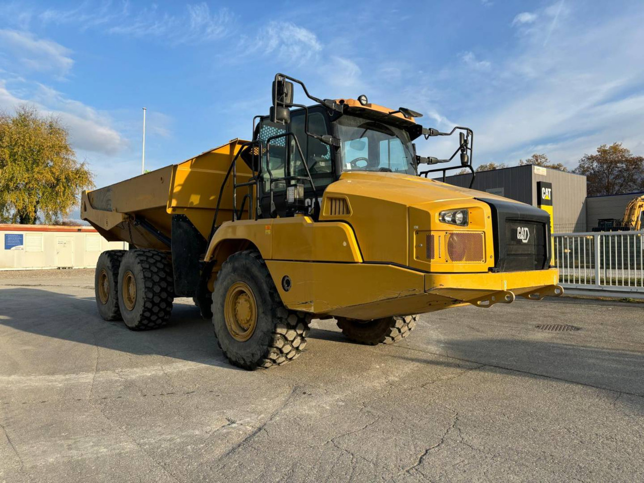 CAT 730 - Articulated dump truck: picture 3 CAT 730 - Articulated dump truck: picture 3