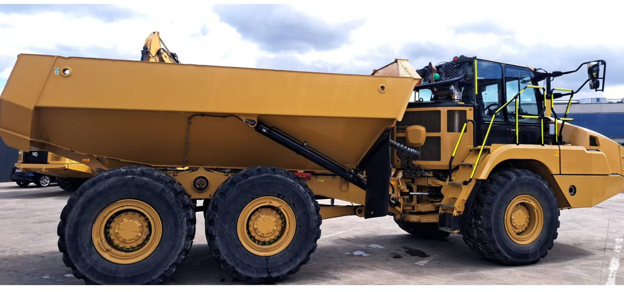 CAT 730 - Articulated dump truck: picture 1 CAT 730 - Articulated dump truck: picture 1