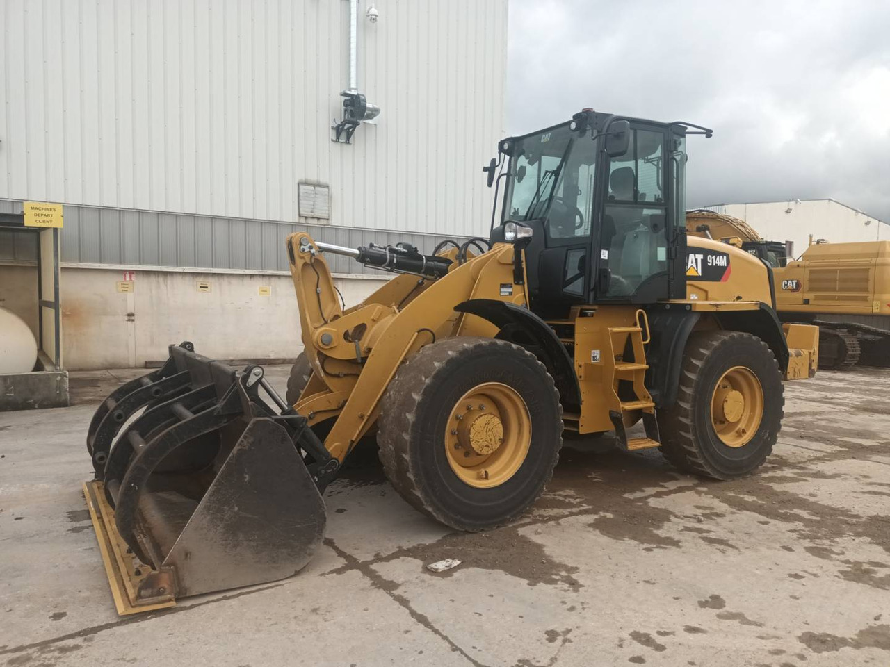 CAT 914M - Wheel loader: picture 1 CAT 914M - Wheel loader: picture 1
