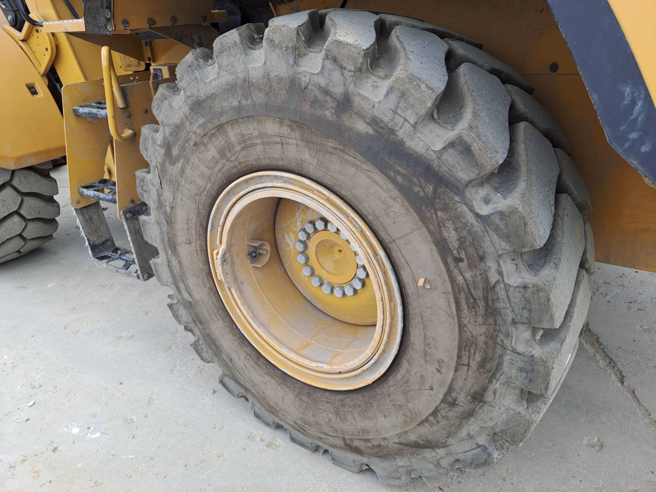 Wheel loader CAT 926M: picture 20