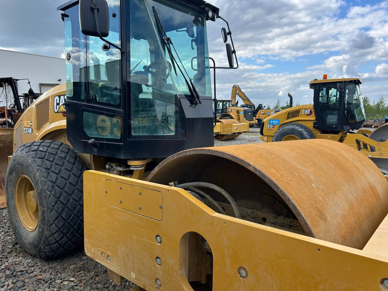 CAT CS74B 4F - Compactor: picture 2 CAT CS74B 4F - Compactor: picture 2