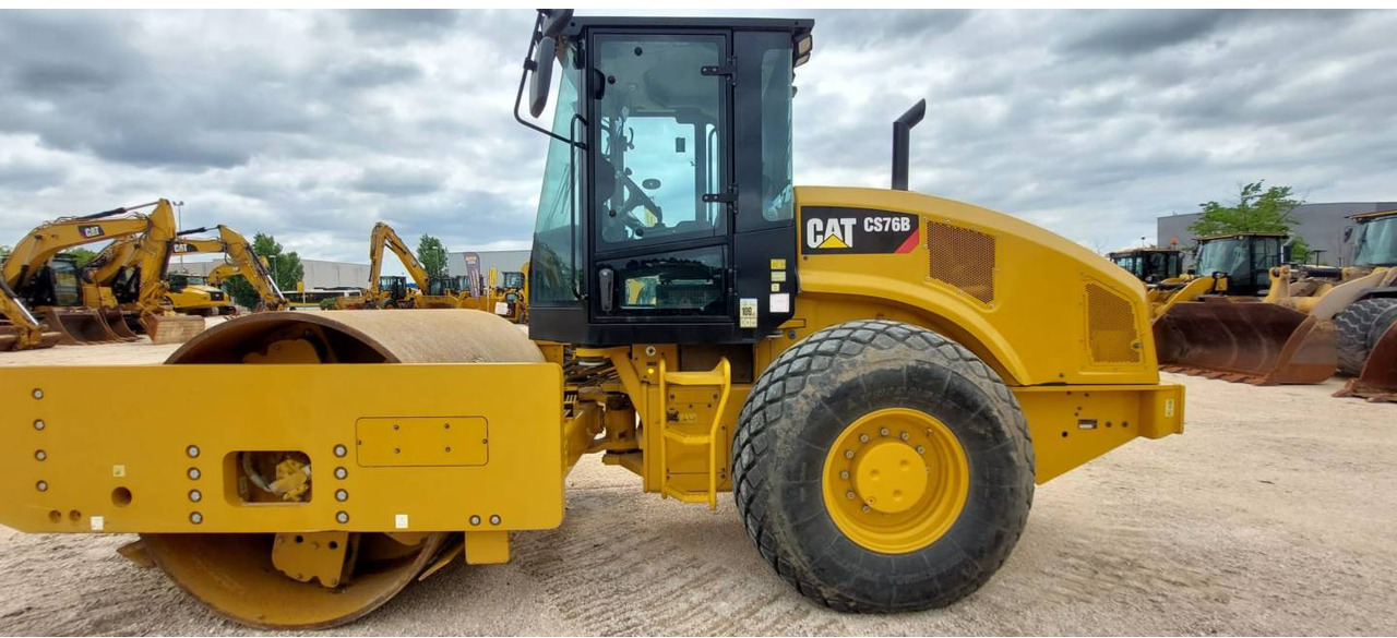 CAT CS76B 4F - Compactor: picture 1 CAT CS76B 4F - Compactor: picture 1