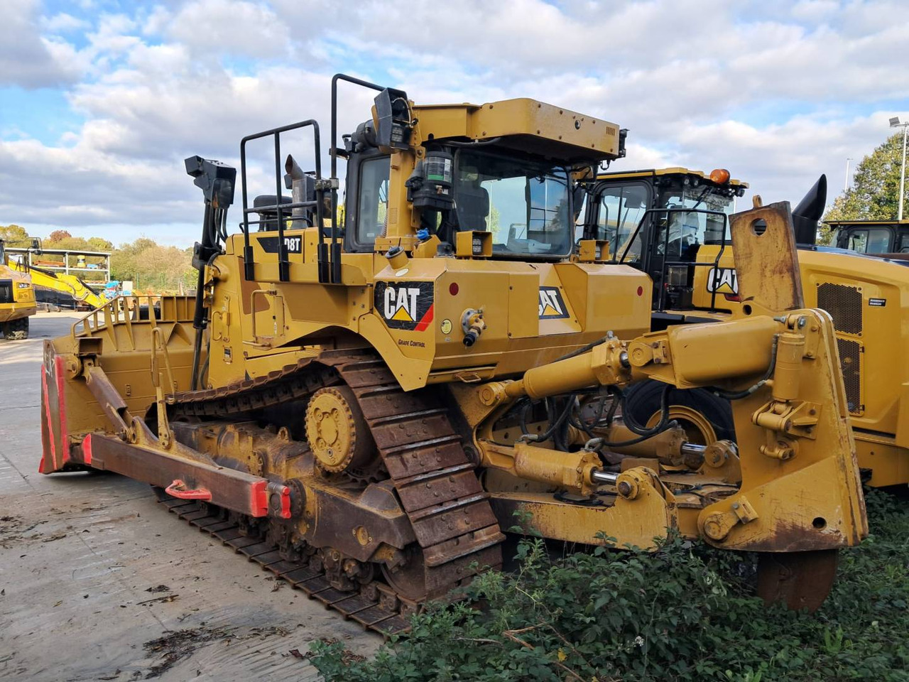 CAT D8T4F - Bulldozer: picture 4 CAT D8T4F - Bulldozer: picture 4