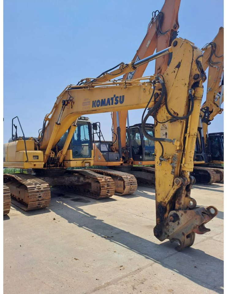 KOMATSU PC210LC - Crawler excavator: picture 2 KOMATSU PC210LC - Crawler excavator: picture 2